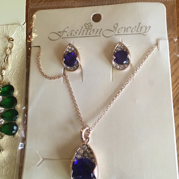 Fashion Jewelry - Picture 6 of 7